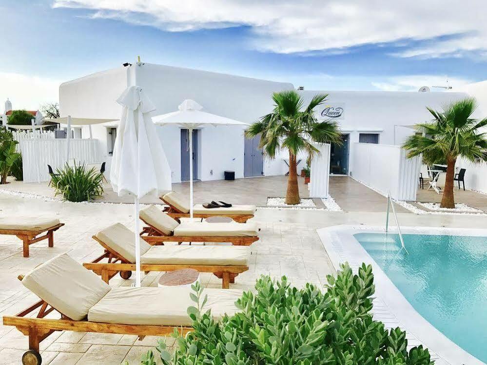 Queen Boutique Suites Mykonos Town Exterior photo